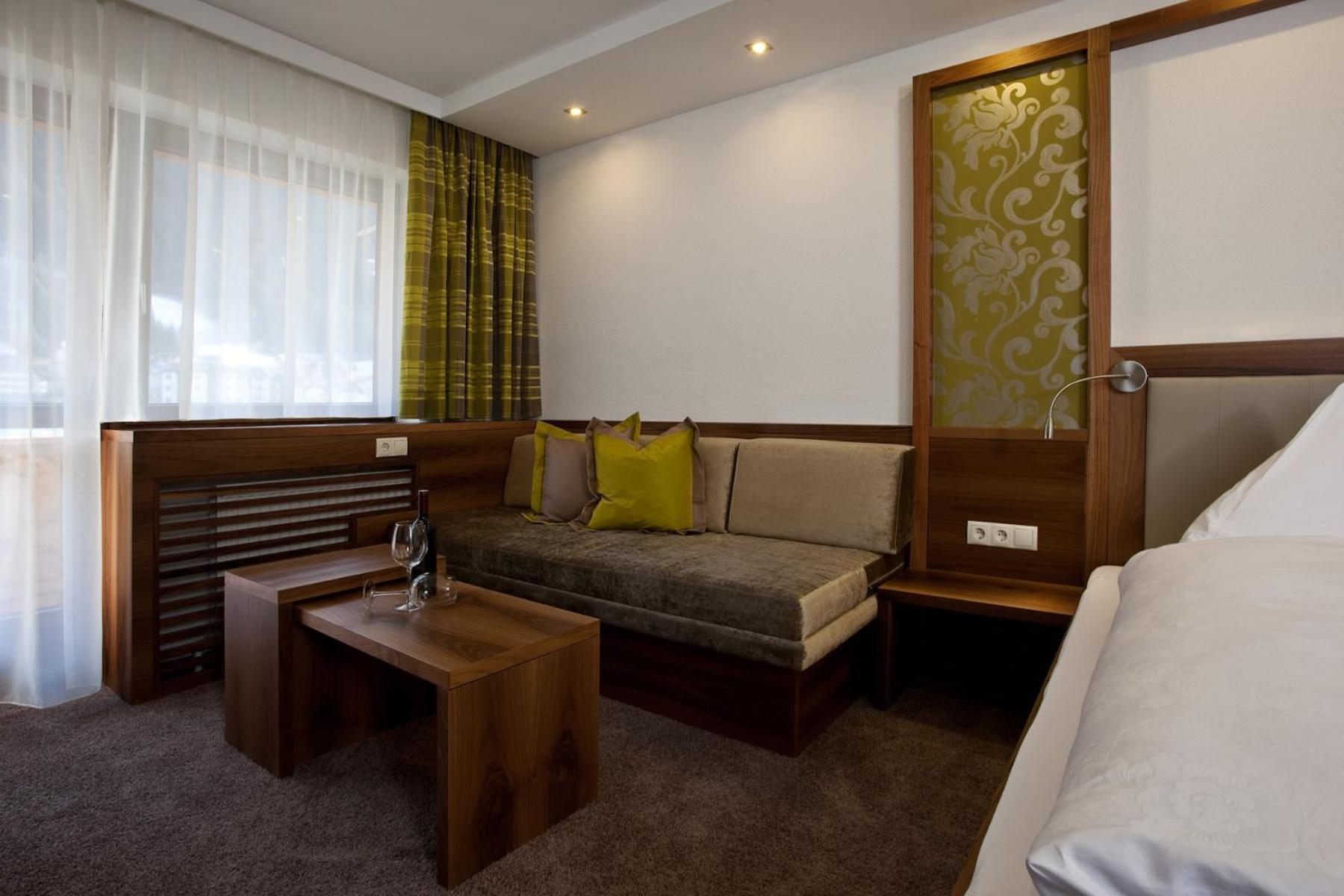 Hotel Garni Mirabell ايشجل المظهر الخارجي الصورة
