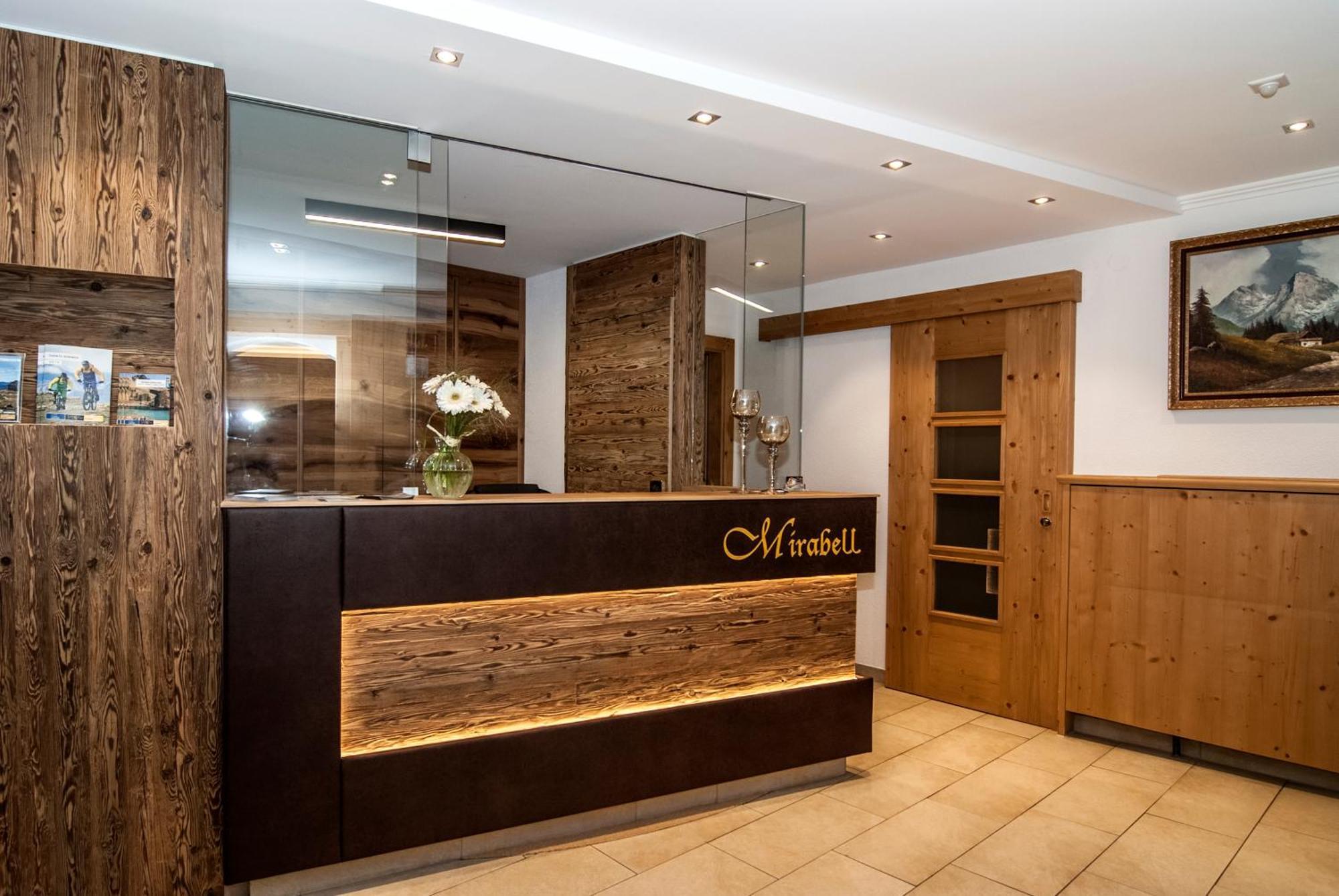 Hotel Garni Mirabell ايشجل المظهر الخارجي الصورة