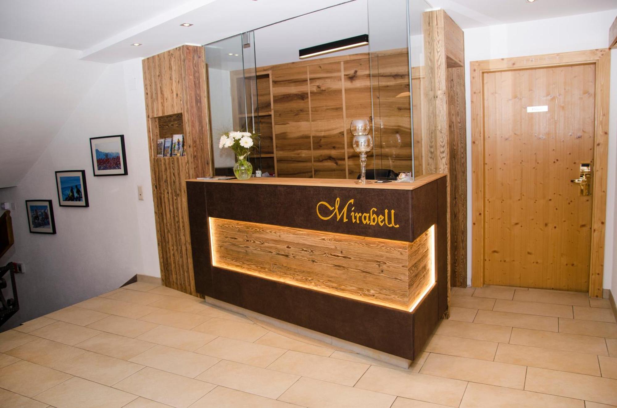 Hotel Garni Mirabell ايشجل المظهر الخارجي الصورة