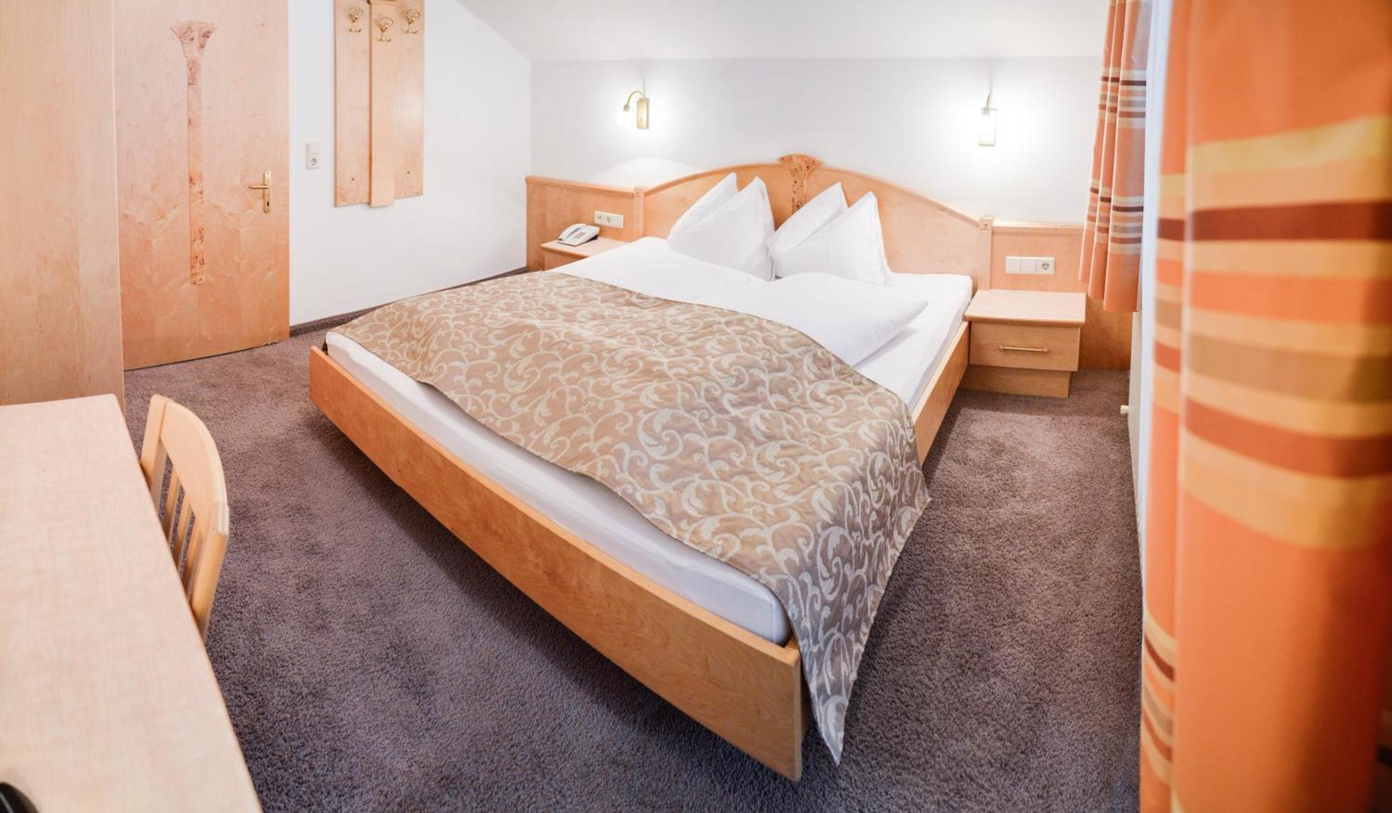 Hotel Garni Mirabell ايشجل الغرفة الصورة