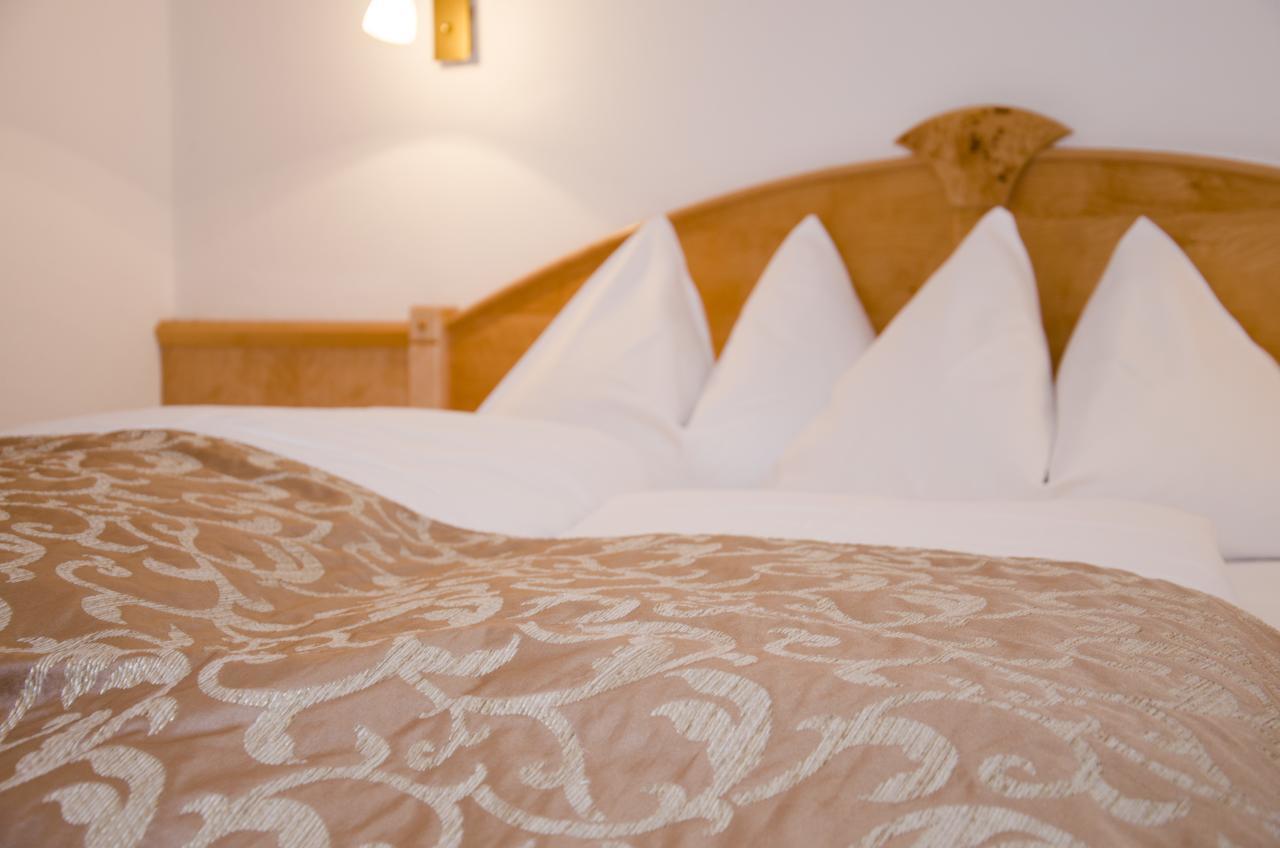 Hotel Garni Mirabell ايشجل المظهر الخارجي الصورة